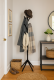 Cuier din lemn de pin negru, 175 cm, design modern